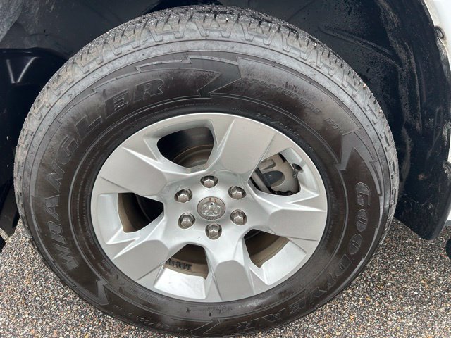 Used 2024 RAM 1500 Lone Star RWD image 9