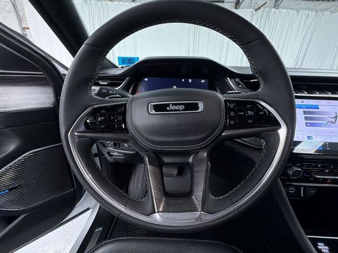 Used 2024 Jeep Grand Cherokee L Overland w/ Trailer Tow Package image 13