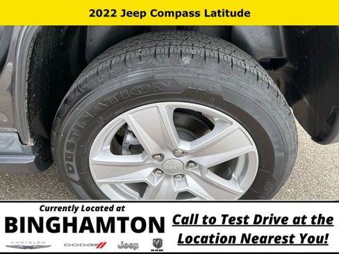 Used 2022 Jeep Compass Latitude AWD/4WD image 15