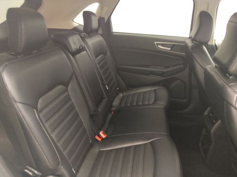 Used 2023 Ford Edge SEL image 19