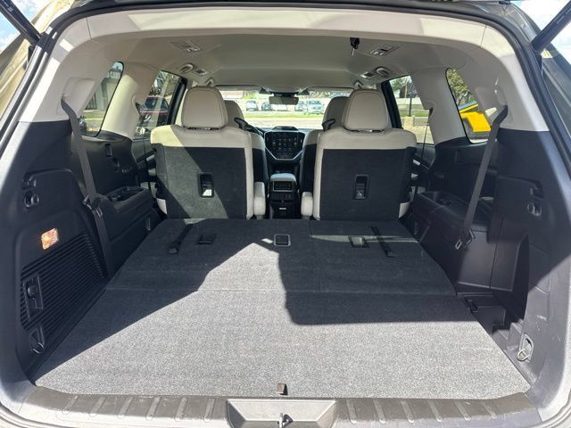 Used 2024 Subaru Ascent Limited AWD/4WD image 7