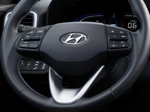 New 2026 Hyundai Venue SEL FWD image 16