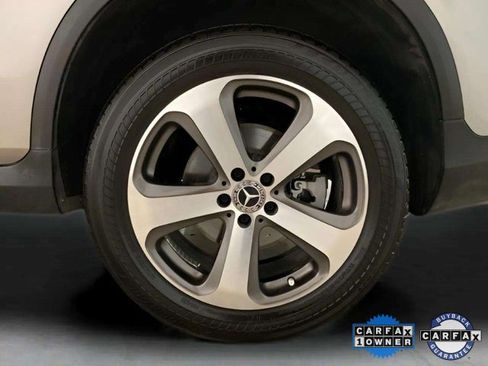 Used 2021 Mercedes-Benz GLC 300 image 29