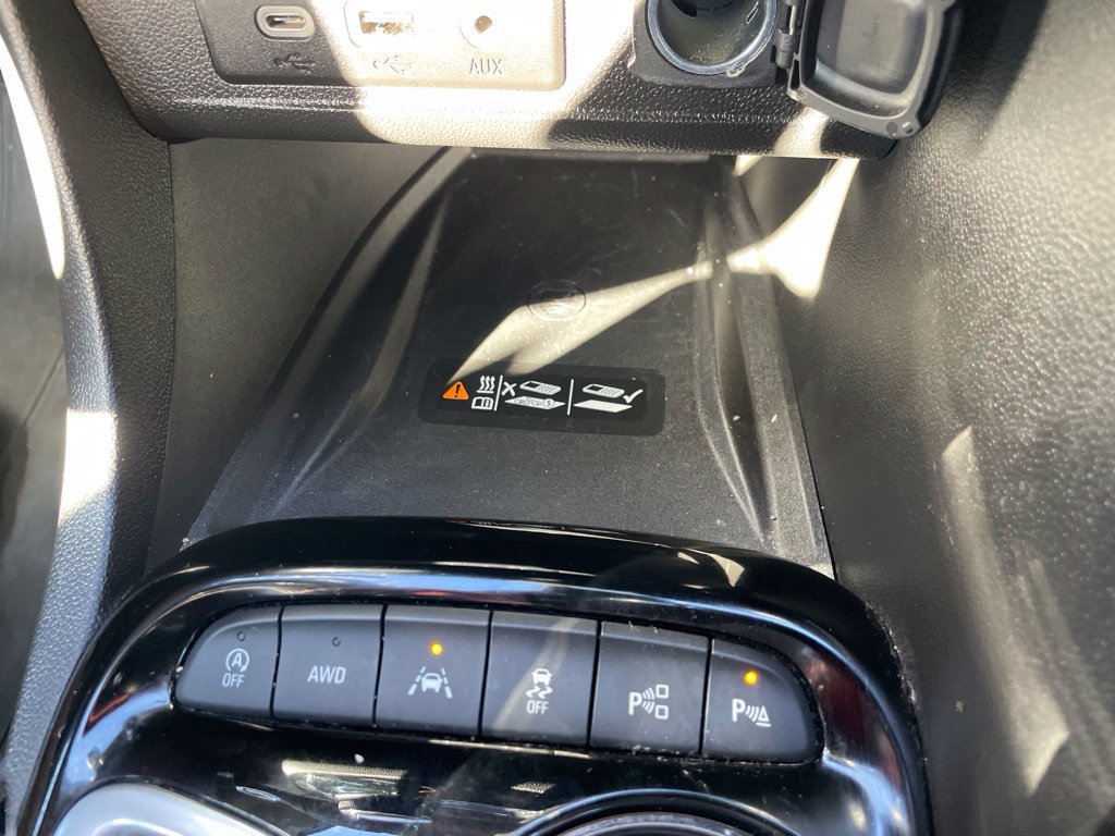 Used 2021 Buick Encore GX Essence AWD/4WD image 39