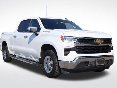 Used 2024 Chevrolet Silverado 1500 LT w/ Protection Package image 2