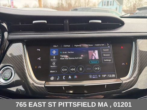 Used 2024 Cadillac XT6 Sport w/ Technology Package AWD/4WD image 27
