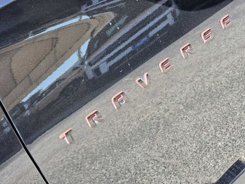 Used 2020 Chevrolet Traverse Premier w/ Redline Edition FWD image 9