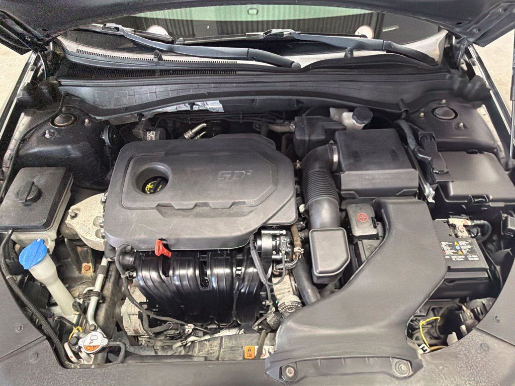Used 2017 Kia Optima LX FWD image 11