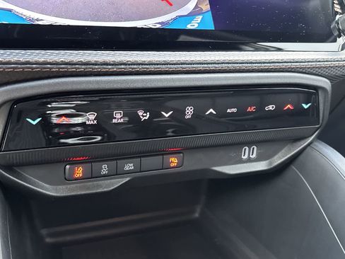 New 2026 Jeep Cherokee Overland AWD/4WD image 21