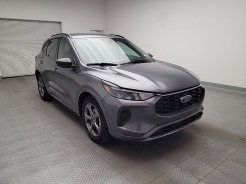Used 2023 Ford Escape ST-Line w/ Cold Weather Package image 13