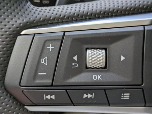 New 2025 Mitsubishi Outlander SE image 26