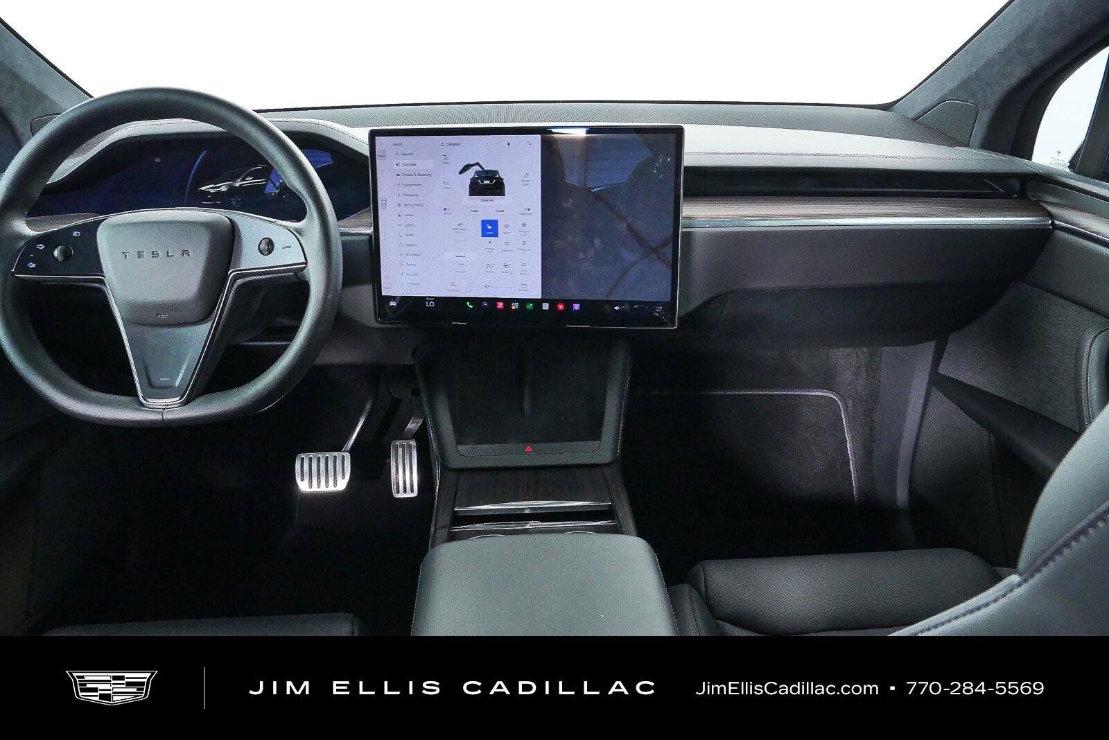 Used 2025 Tesla Model X AWD/4WD image 13