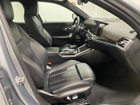 Used 2023 BMW 330i xDrive Sedan w/ Premium Package image 14
