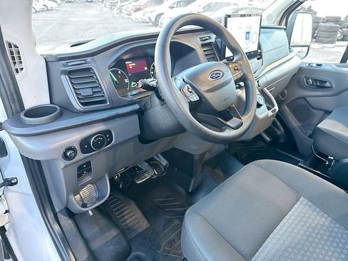 Used 2022 Ford E-Transit Medium Roof w/ Load Area Protection Package image 16