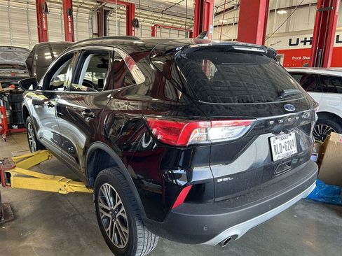 Used 2022 Ford Escape SEL w/ Technology Package FWD image 6