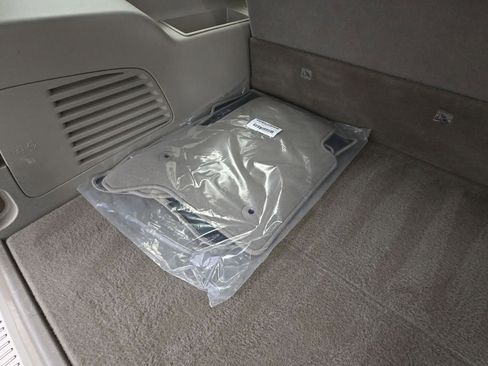 Used 2020 Cadillac Escalade ESV Premium Luxury image 54