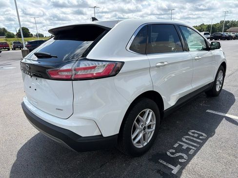 Used 2023 Ford Edge SEL w/ Convenience Package AWD/4WD image 4