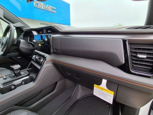 New 2026 GMC Sierra 1500 AT4 w/ Technology Package image 14