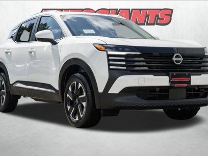 New 2025 Nissan Kicks SV w/ SV Premium Package