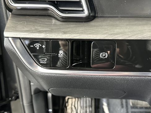 Used 2024 Kia Sportage X-Line w/ X-Line Premium Package image 29