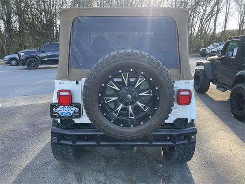 Used 2000 Jeep Wrangler Sahara image 5