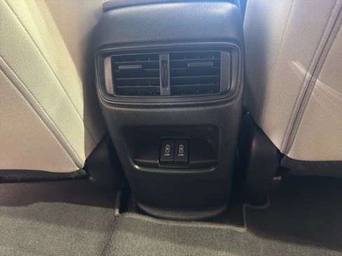 Used 2017 Honda CR-V EX image 29