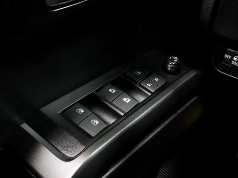 Used 2022 Toyota Tacoma TRD Sport image 25