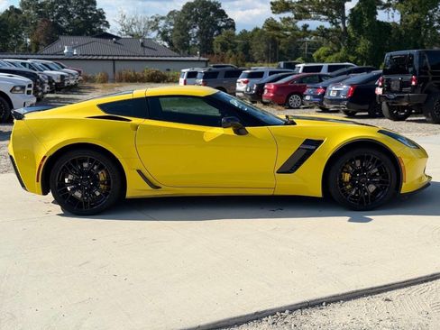 Used 2016 Chevrolet Corvette Z06 w/ Battery Protection Package image 6