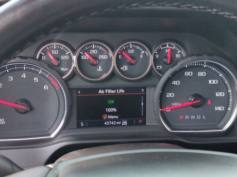 Certified 2022 Chevrolet Silverado 1500 LT AWD/4WD image 10