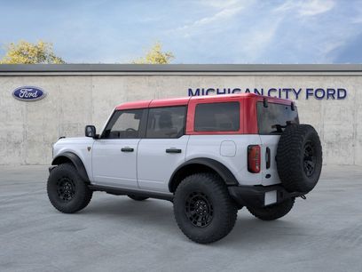 New 2026 Ford Bronco Badlands w/ Sasquatch Package