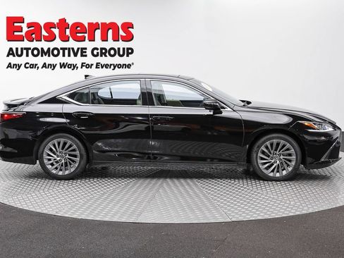 Used 2020 Lexus ES 350 w/ Accessory Package FWD image 4