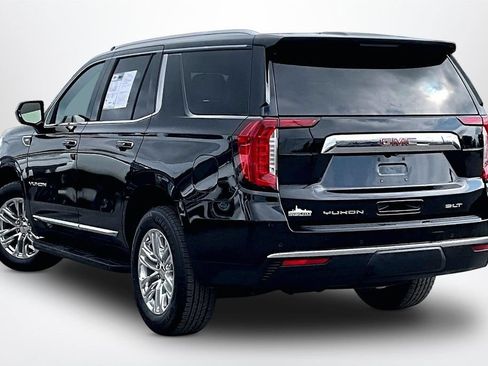 Used 2024 GMC Yukon SLT AWD/4WD image 5