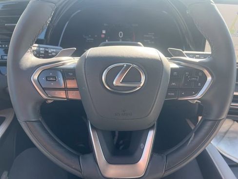 Used 2025 Lexus RX 350 Premium w/ Convenience Package image 16