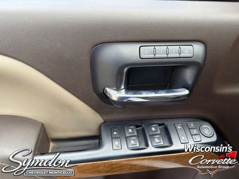 Used 2017 Chevrolet Silverado 1500 LTZ w/ Sport Package AWD/4WD image 14
