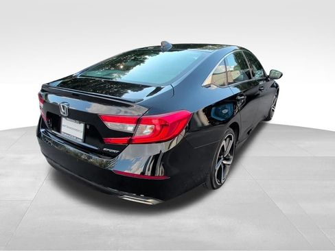 Used 2018 Honda Accord Sport image 5