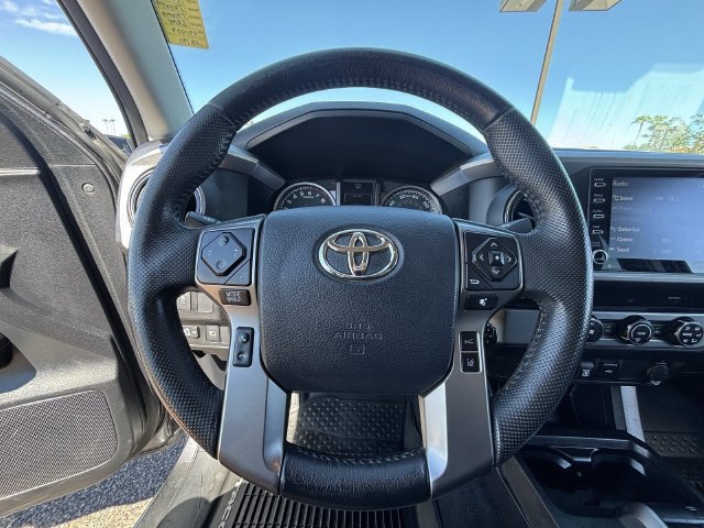 Used 2020 Toyota Tacoma SR5 RWD image 26