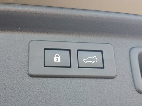 Certified 2024 Subaru Forester Limited AWD/4WD image 9