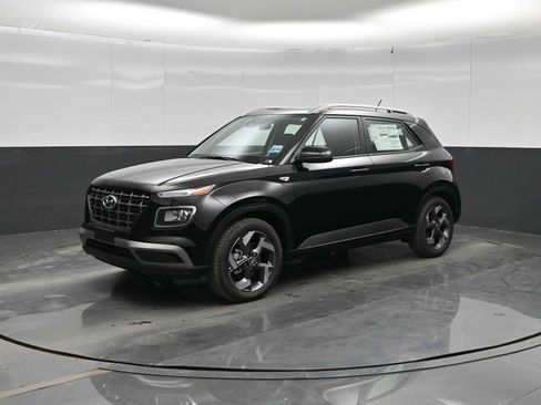 New 2026 Hyundai Venue SEL FWD image 4