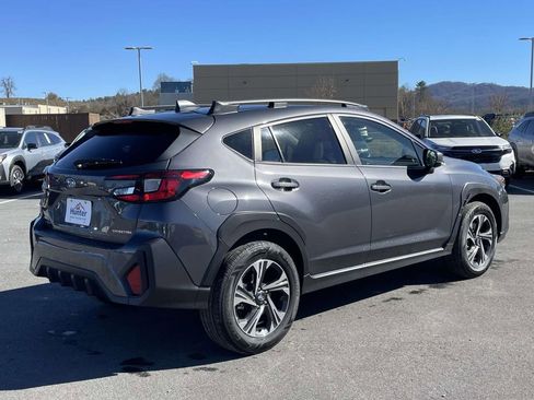 Used 2024 Subaru Crosstrek 2.0i Premium image 27