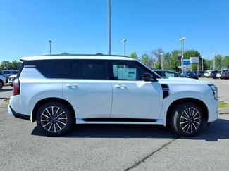 Used 2026 Nissan Armada Platinum Reserve w/ Accent Package AWD/4WD video 2