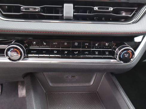 New 2026 Chevrolet Equinox RS w/ Convenience Package III image 12