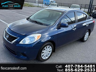 Used 2013 Nissan Versa SV w/ Convenience Pkg