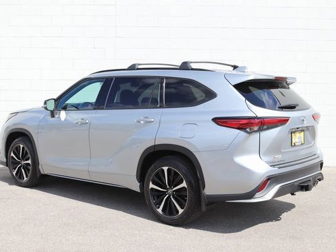 Used 2022 Toyota Highlander XSE image 51