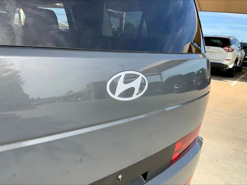 Used 2026 Hyundai Santa Fe SEL image 32