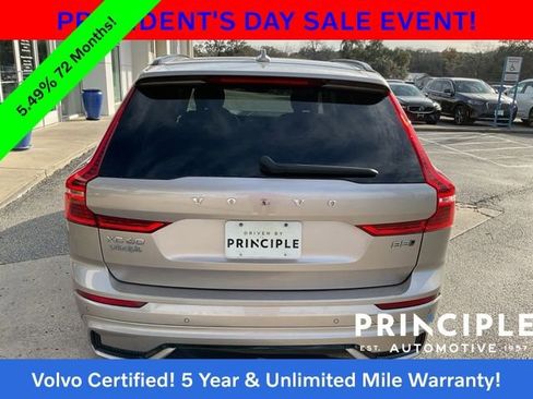 Certified 2024 Volvo XC60 B5 Plus w/ Climate Package image 10