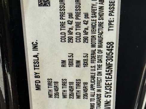 Used 2022 Tesla Model 3 image 34