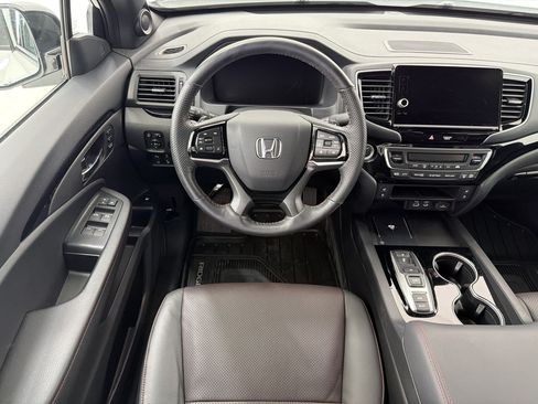 Used 2024 Honda Ridgeline Black Edition image 16