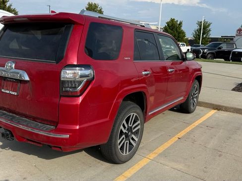 Used 2022 Toyota 4Runner Limited AWD/4WD image 6