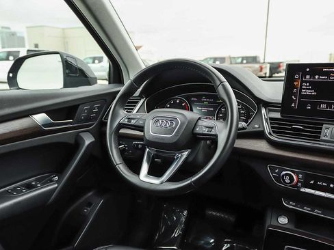 Used 2023 Audi Q5 2.0T Premium w/ Convenience Package AWD/4WD image 21