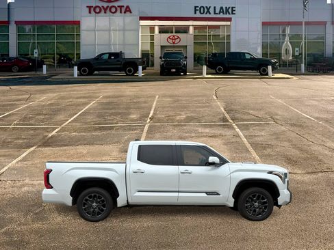 Used 2024 Toyota Tundra Platinum AWD/4WD image 8